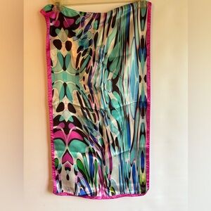 LAURA BIAGIOTTI MADE IN ITALY 100% SILK ABSTRACT MULTI COLORED BEAUTIFUL SCARF